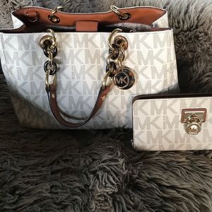 Michael Kors bag with matching wallet
